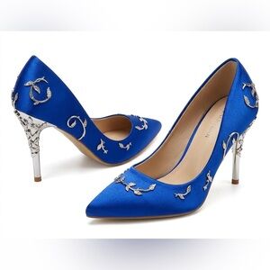 Blue Satin Formal Heels / Pumps with Metal detailing. Size 7. Not Marked